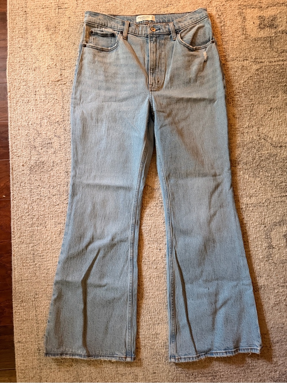 Abercrombie & Fitch Light Wash Flared Jeans